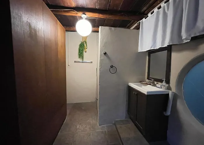 Treehouse Loft In Prime Location